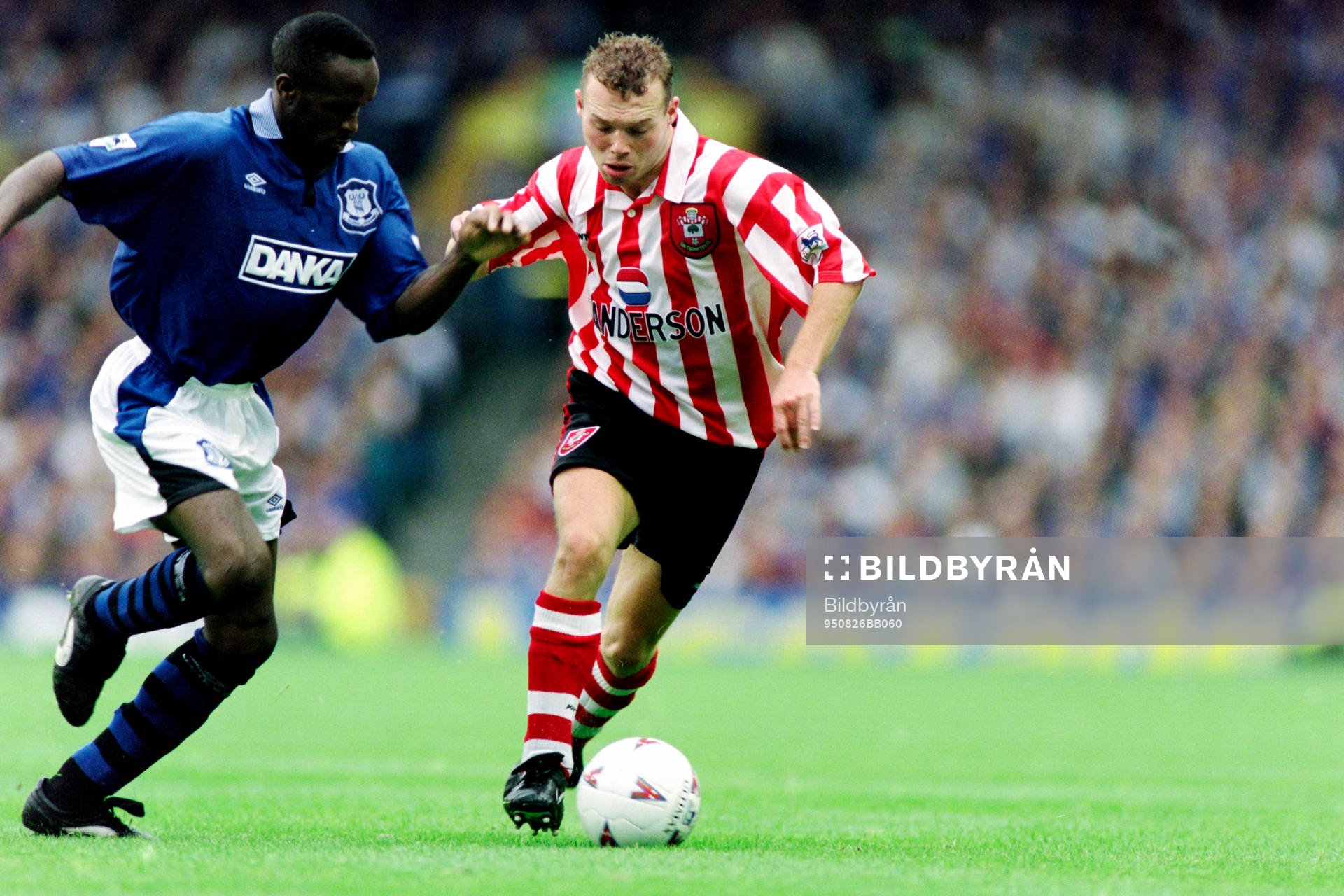 Fotboll, engelsk, Everton - Southampton, 2-0: Daniel Amokachi, Everton, Neil Shipperley, Southampton.
