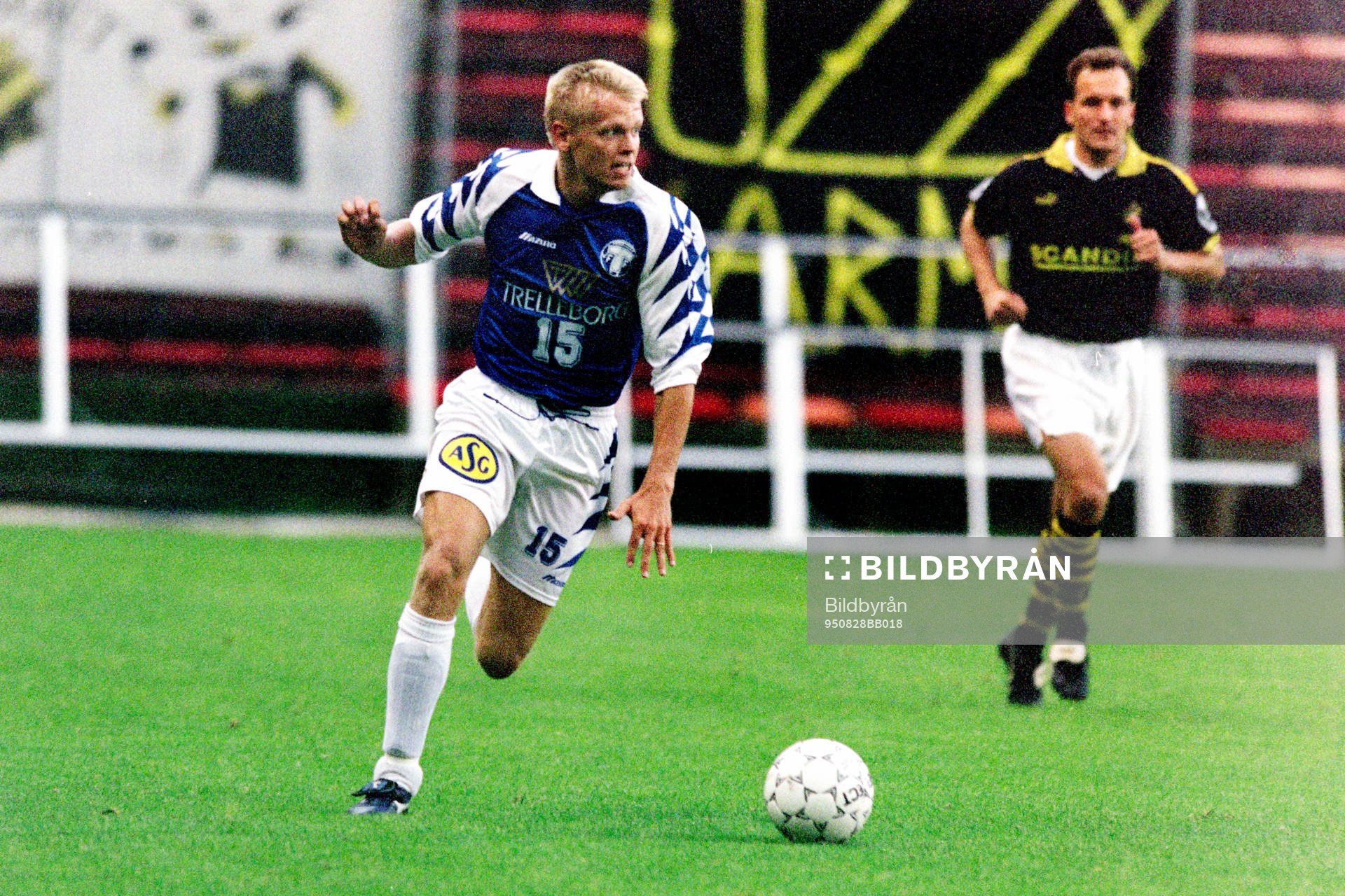Fotboll, Allsvenskan, AIK - Trelleborg, 3-0: Fredrik Sandell, Trelleborg. 