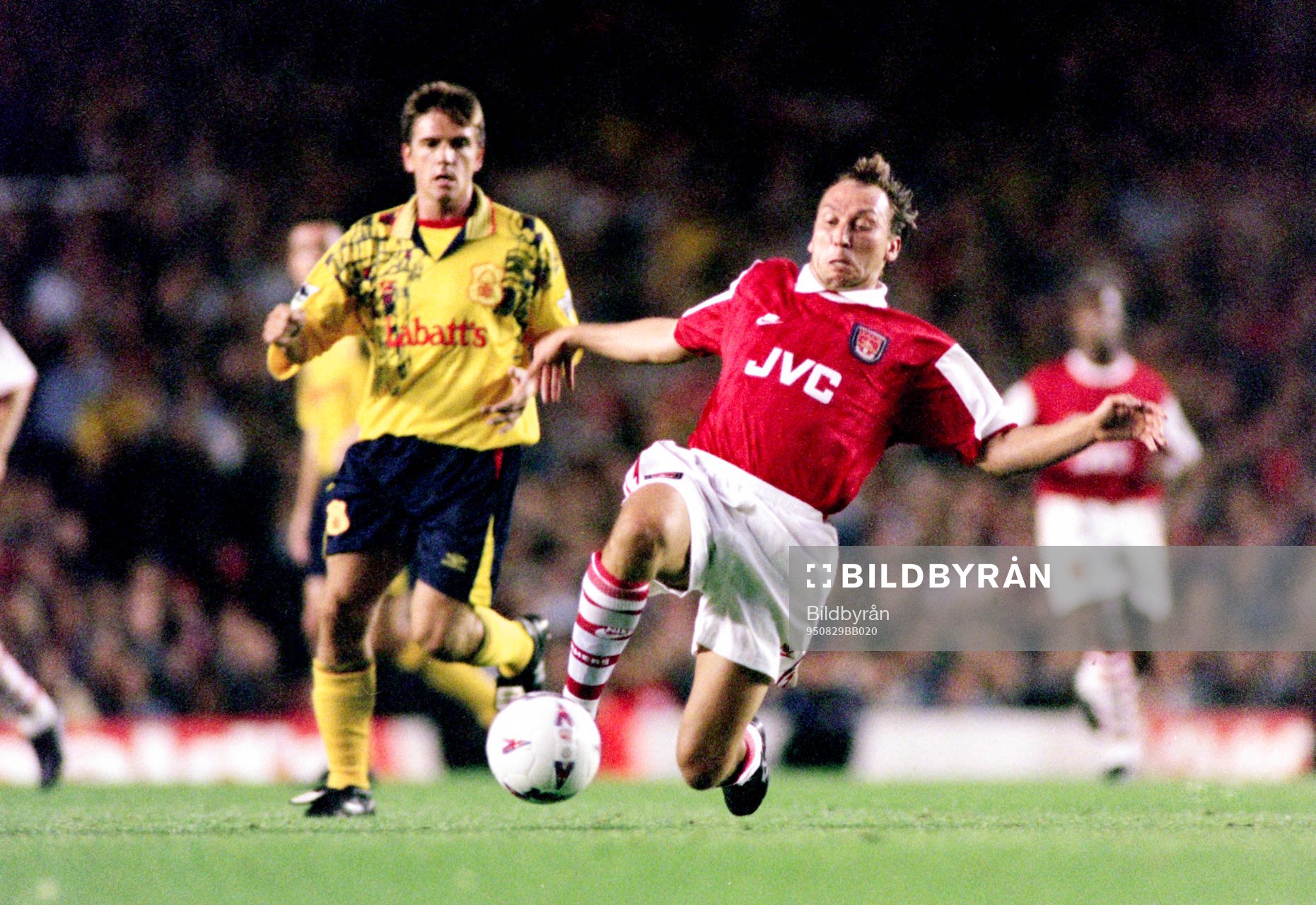 Fotboll, engelsk, Arsenal - Nottingham Forest, 1-1: David Platt, Arsenal.