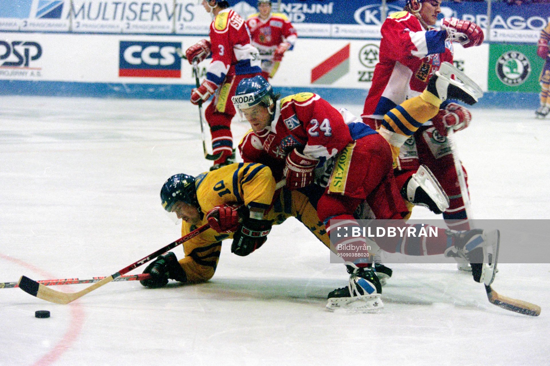 Tomas Holmström, Sverige