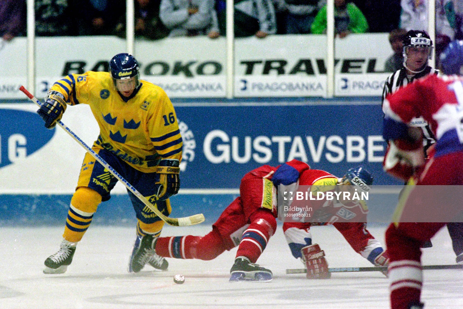 Niklas Eriksson, Sverige rundar tjeckernas Jan Alinc