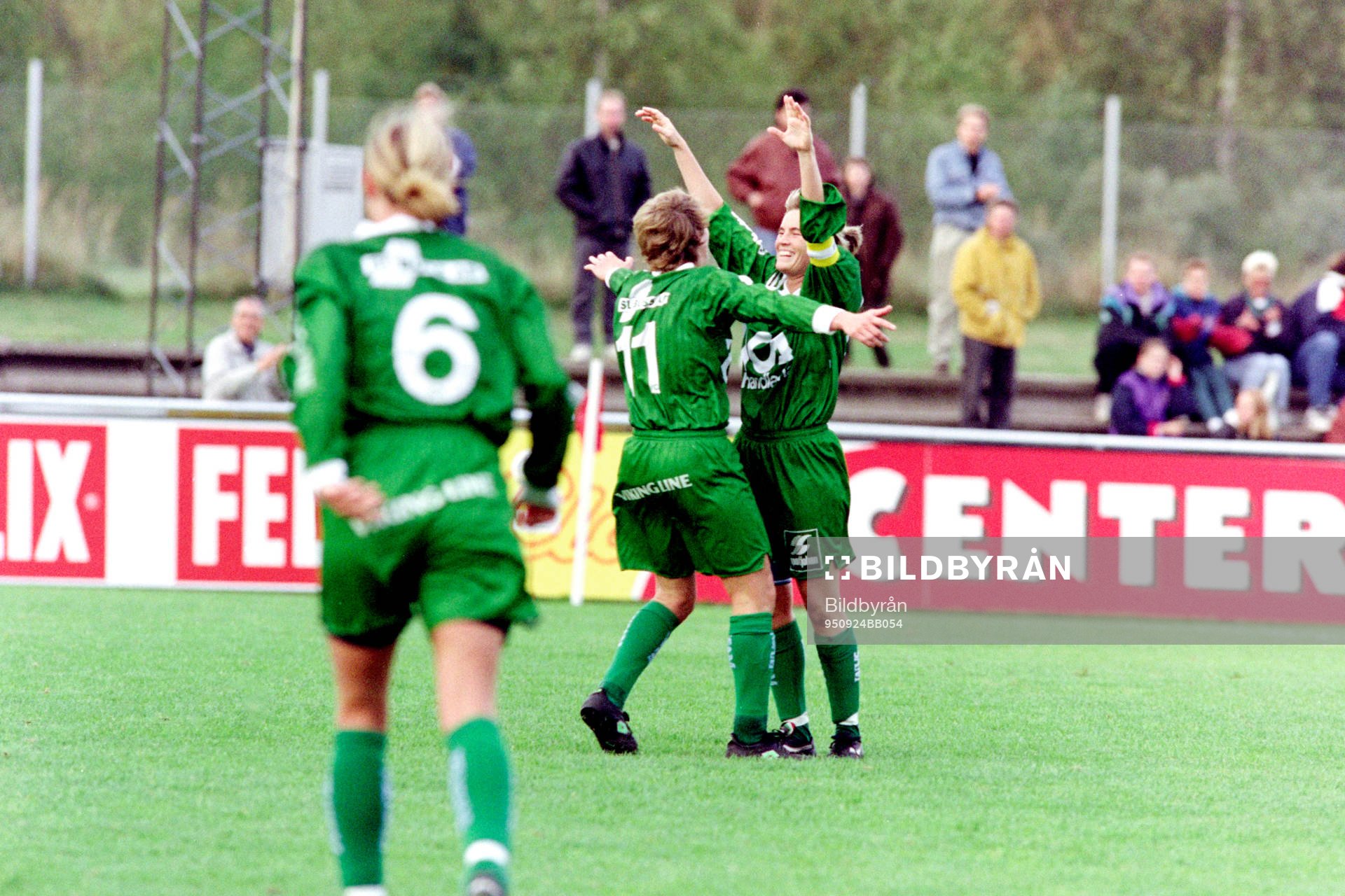 Hammarbys Lilie Persson kramas om