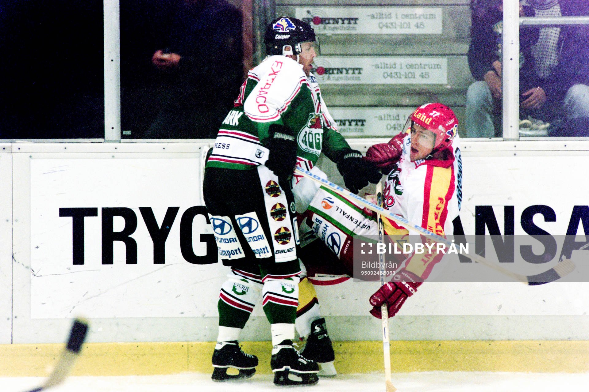 Peter Lundmark stoppar Hans Jonsson, Modo