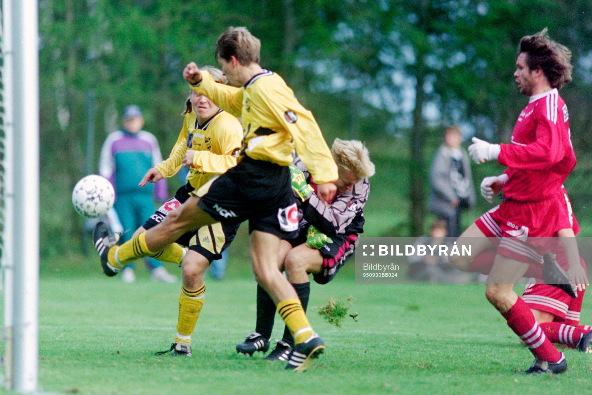 Christian Augustsson, Hässleholm rensar i försvaret