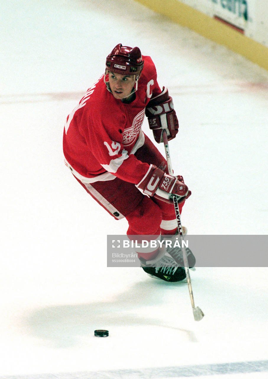 Steve Yzerman, Detroit Red Wings