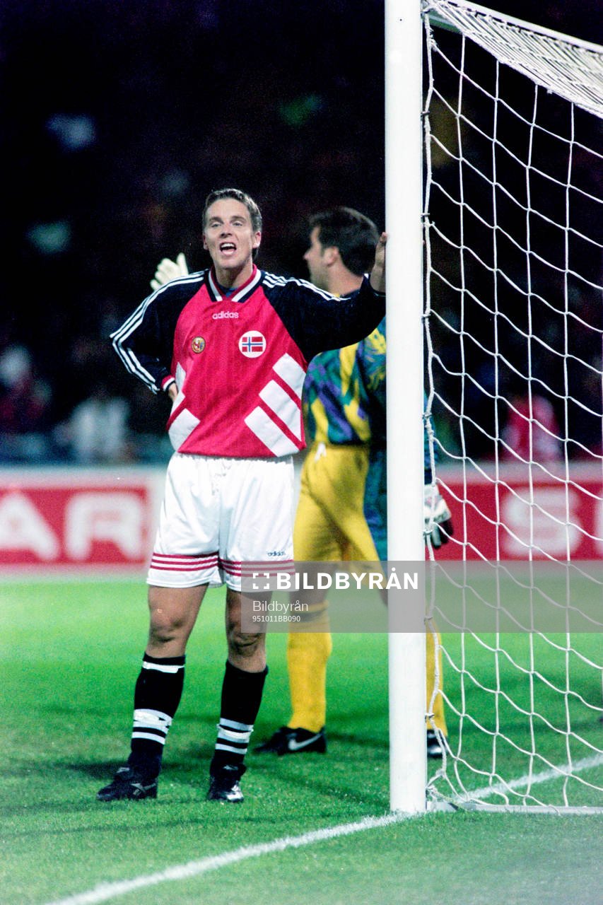 Fotboll, Norge - England, 0-0: Jan Åge Fjørtoft, Norge. 