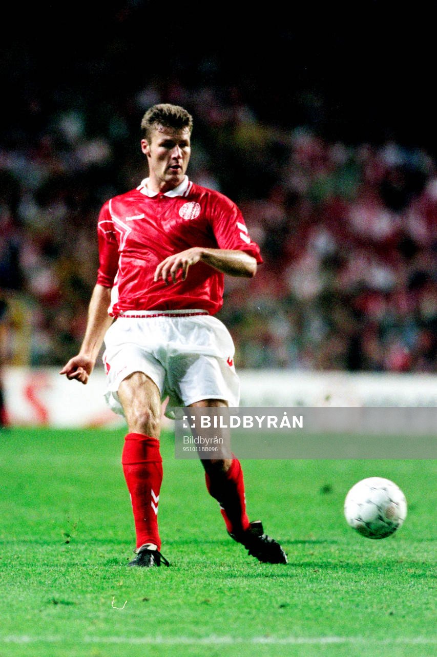 Fotboll, EM-Kval, Danmark - Spanien, 1-1: Marc Rieper, Danmark. 