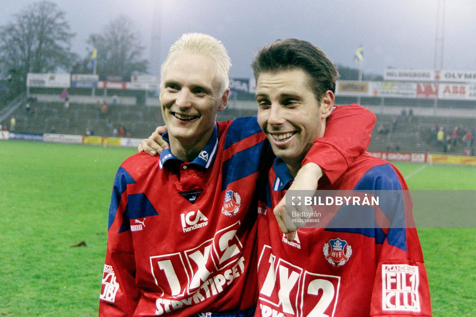 Fotboll, Allsvenskan, Helsingborg - Halmstad, 3-0: Helsingborgs målskyttar Christer Fursth och Jonas Dahlgren, Helsingborg jublar efter matchen.