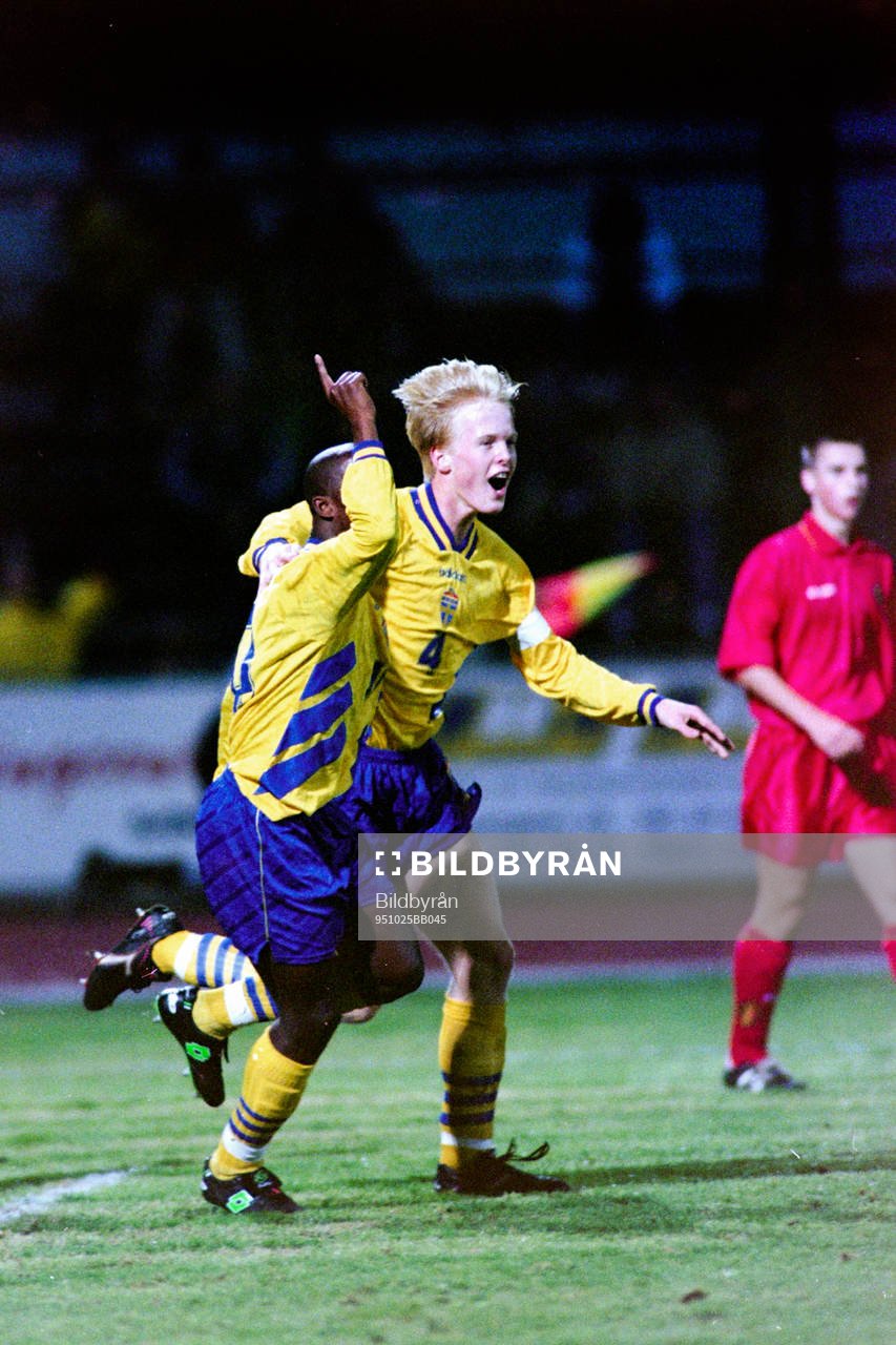 Eddy Lopez och Fredrik Westberg, Sverige jublar