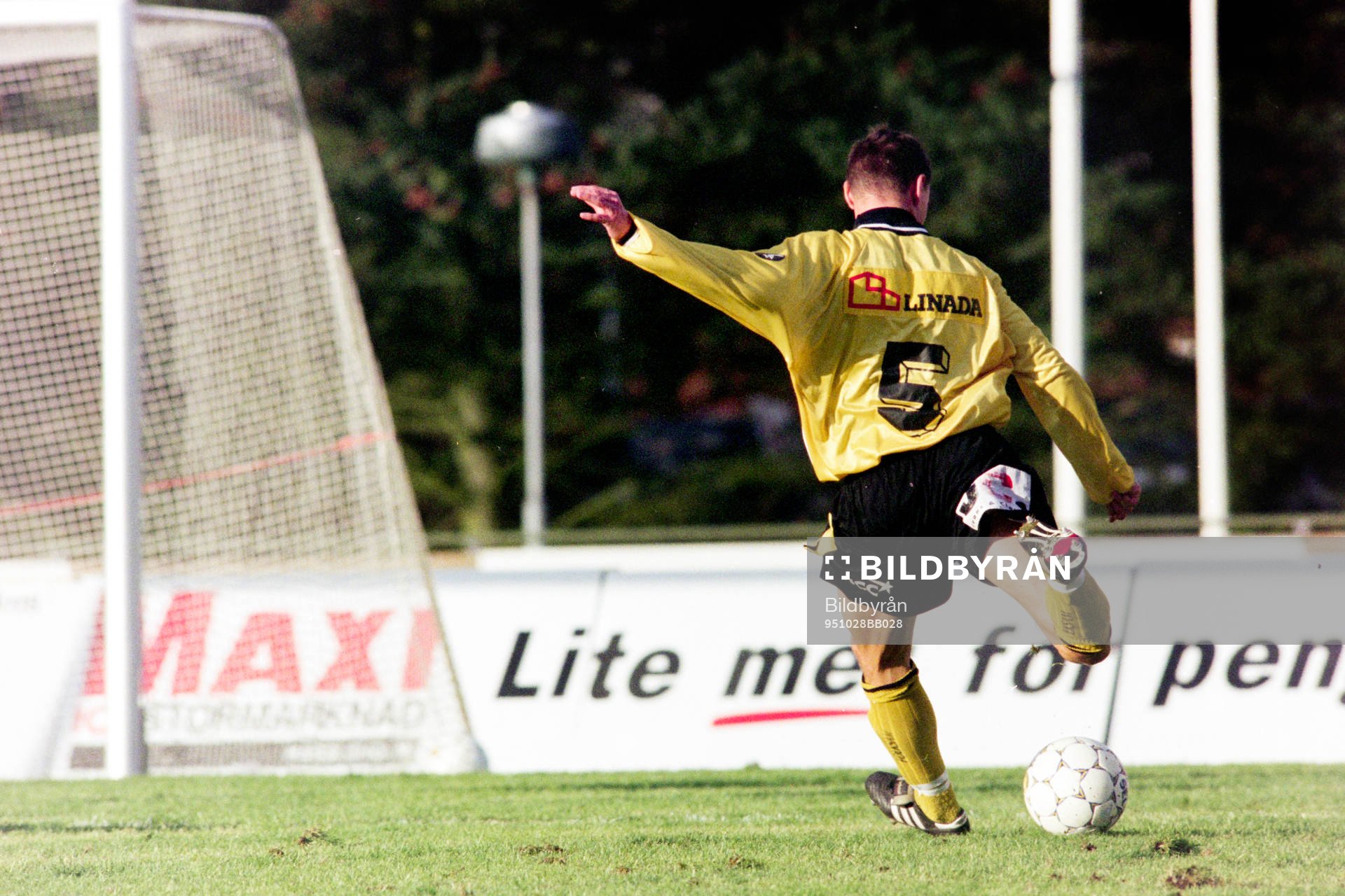Ingmar Olofsson gör 1-0 till Hässleholm