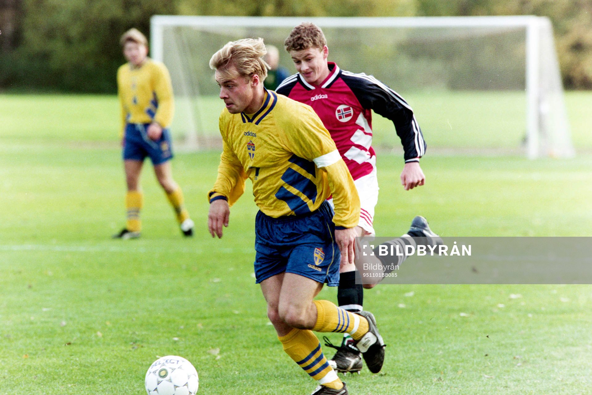 Anders Andersson, Sverige med norges Ole Gunnar Solskjaer i