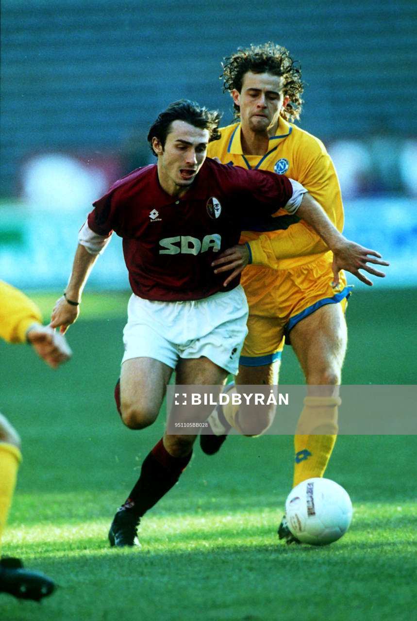  Dionigi, Torino (t v) och Francesco Baldini, Napoli