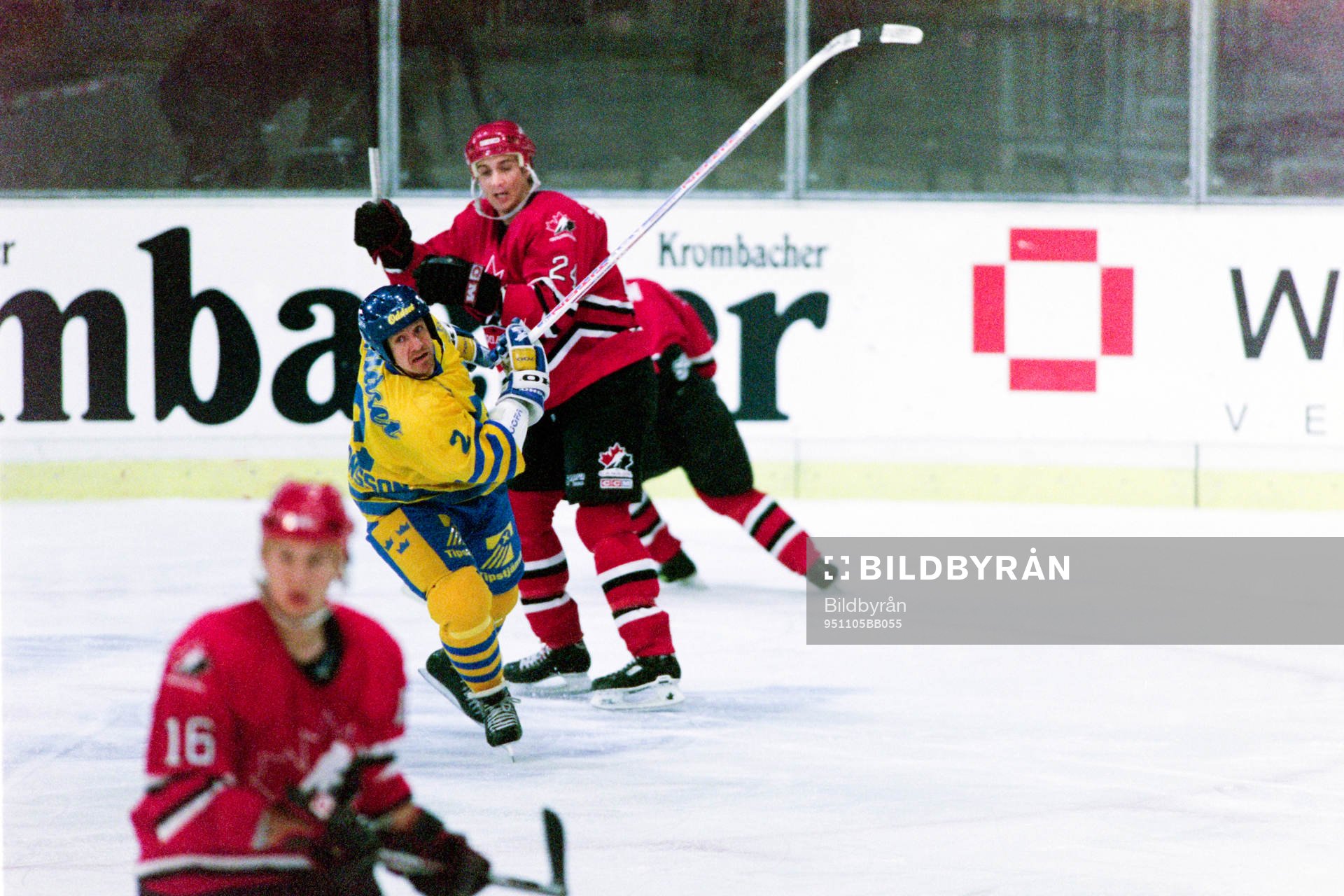 Tomas Jonsson, Sverige