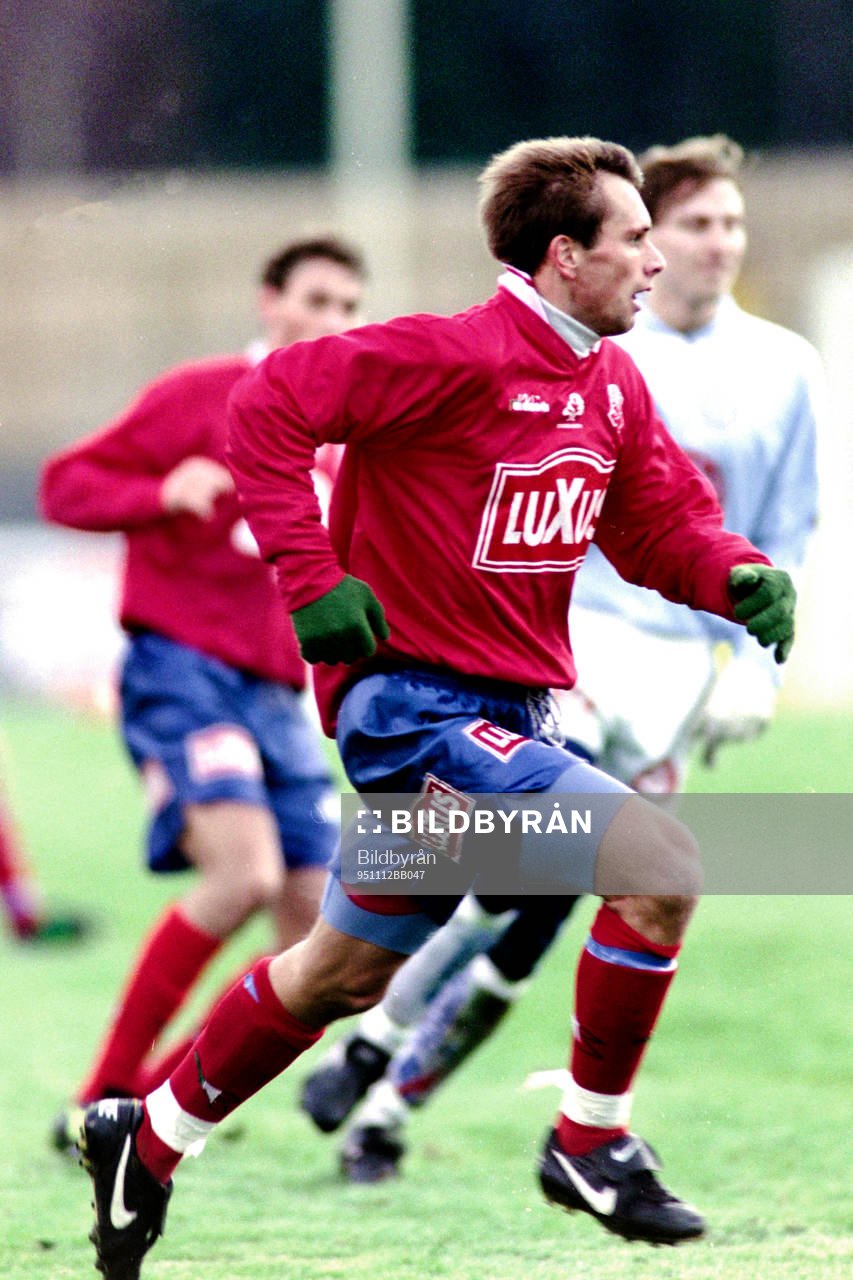 Jonas Axeldal, Öster