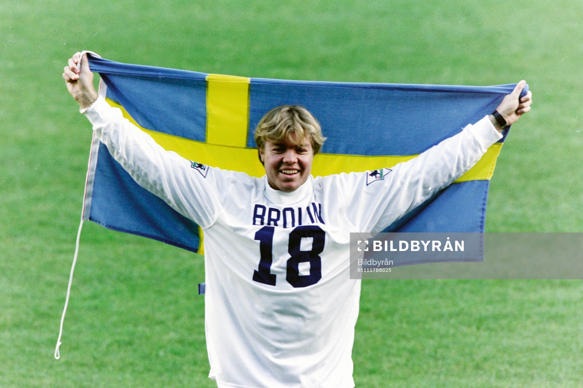 Fotboll, Premier League, Leeds: Tomas Brolin, Leeds i sin matchtröja.