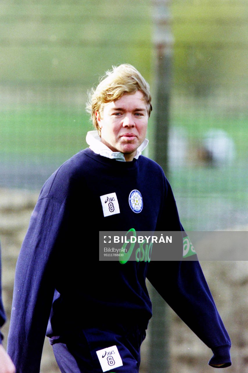 Fotboll, Premier League, Leeds: Tomas Brolin, Leeds under en träning.