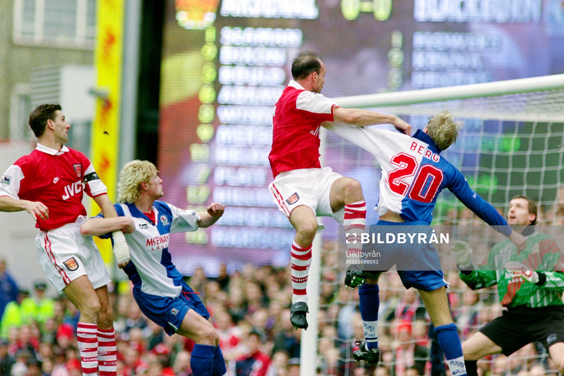 Fotboll, Premier League, Arsenal - Blackburn Rovers, 0-0: Henning Berg, Blackburn.
