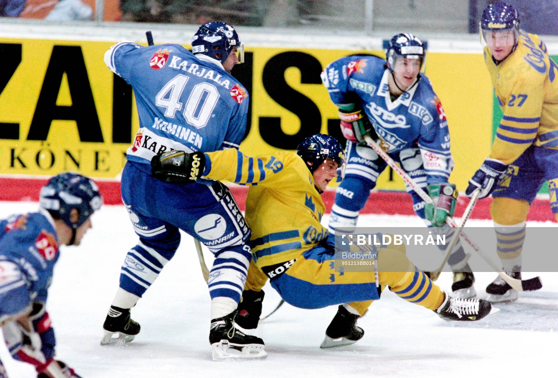 Mattias Lööf, Sverige