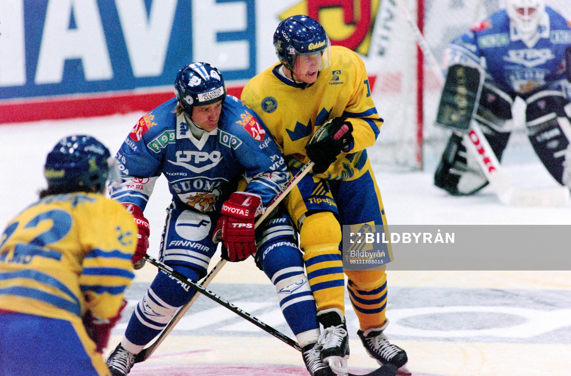 Mattias Lööf, Sverige