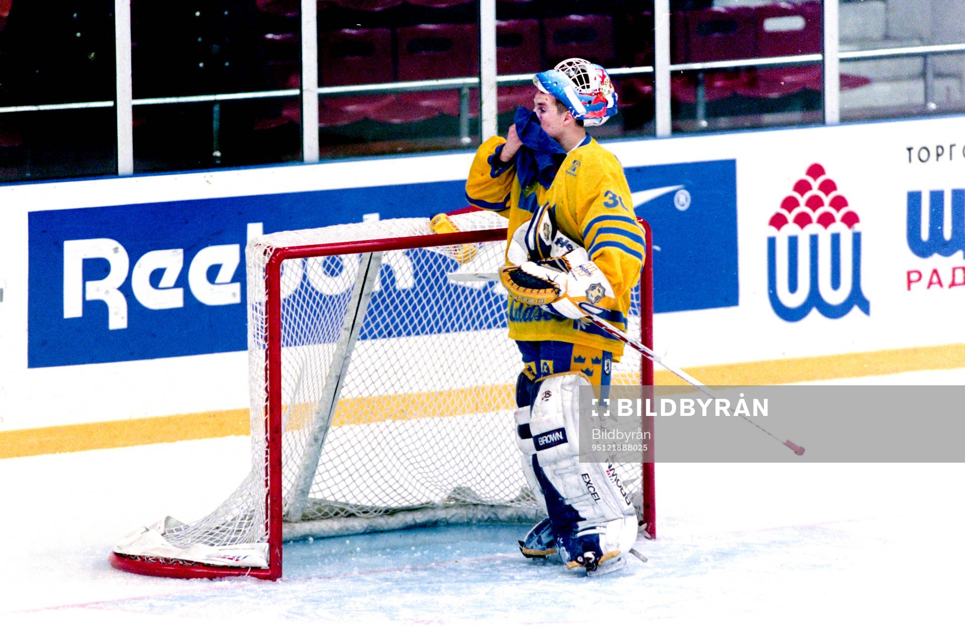 Johan Hedberg, målvakt i Sverige deppar