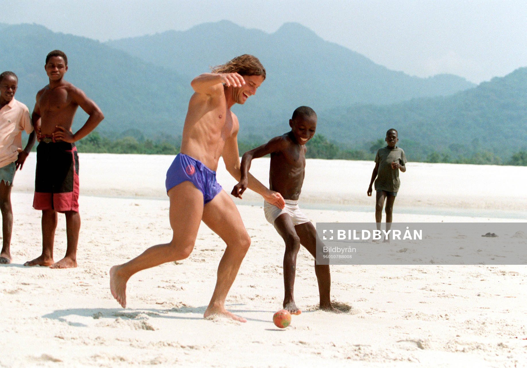Fotboll, Roger Palmgren, Sierra Leone