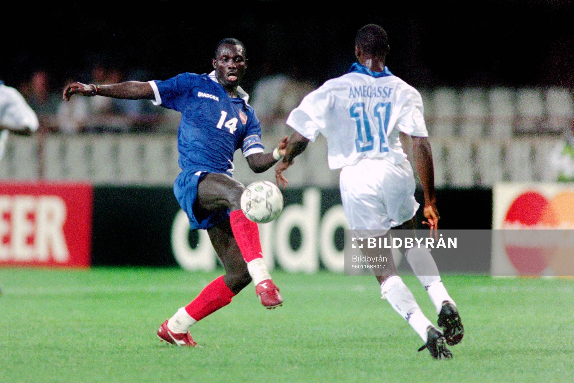 Fotboll, Afrikanska Mästerskapen, Gabon - Liberia, 1-2: Alex Theo, Liberia. 