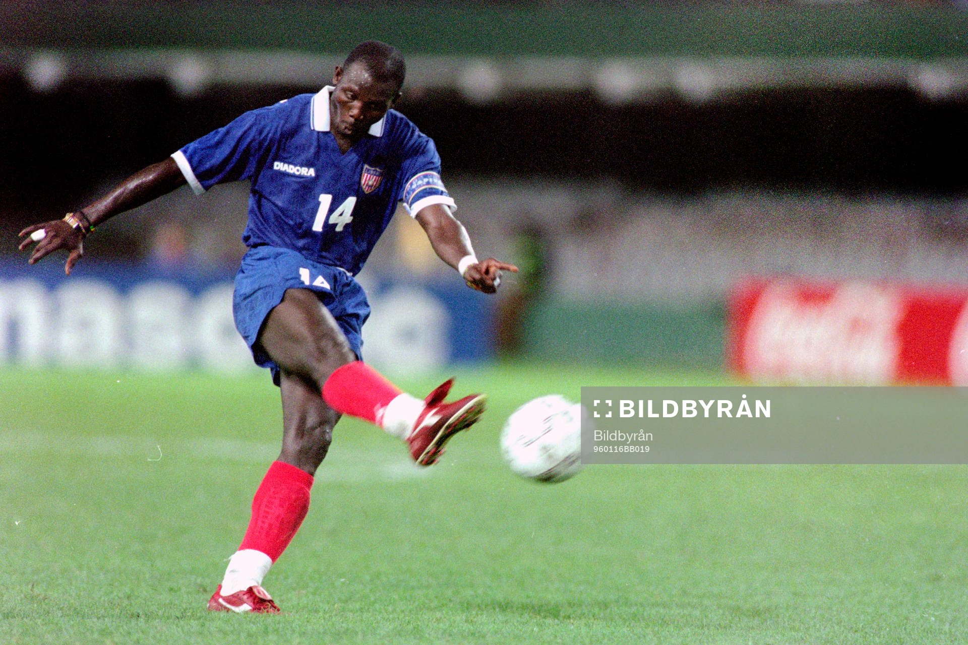 Fotboll, Afrikanska Mästerskapen, Gabon - Liberia, 1-2: Alex Theo, Liberia. 