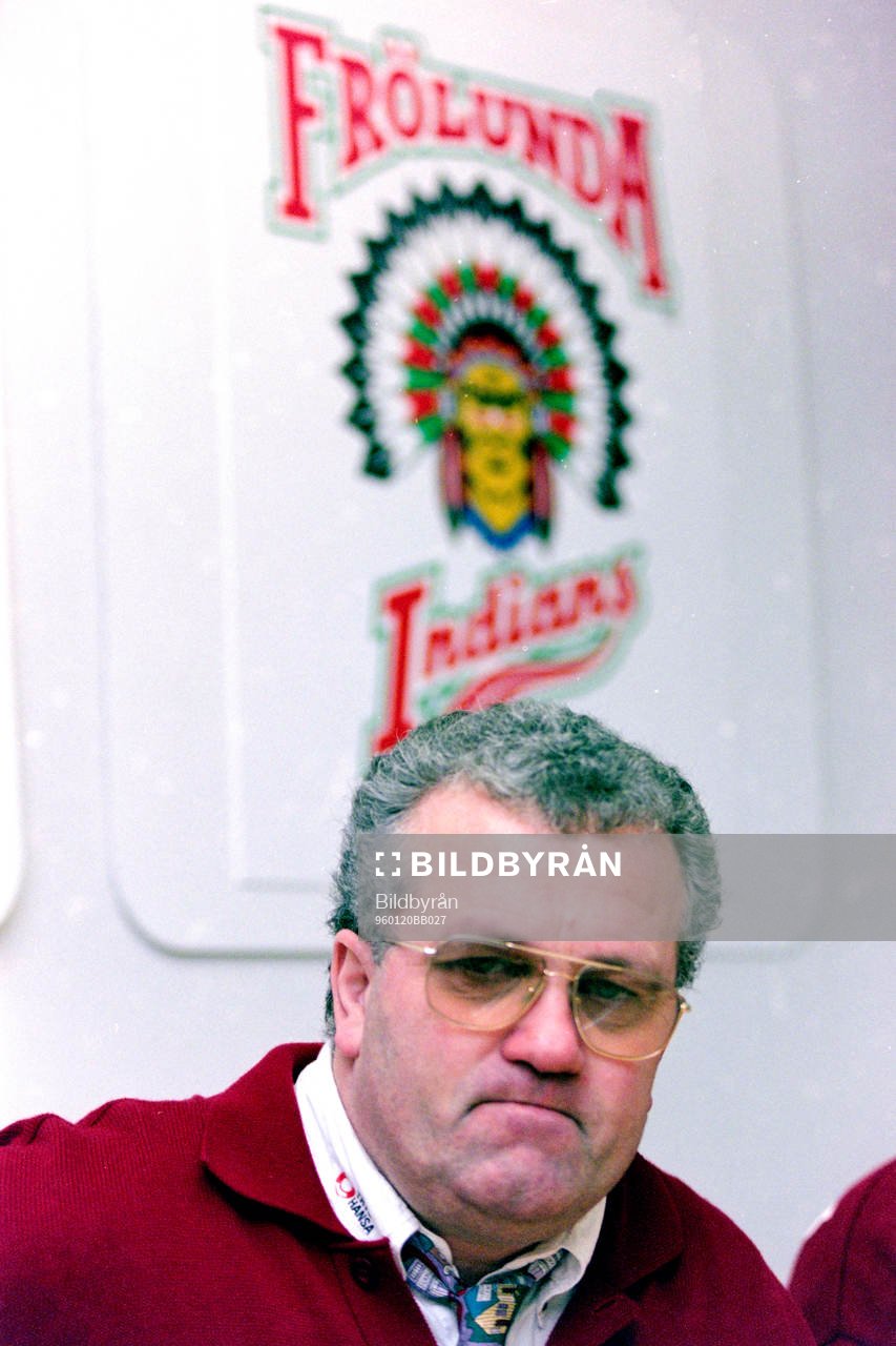 Lars Falk, Tränare i Västra Frölunda