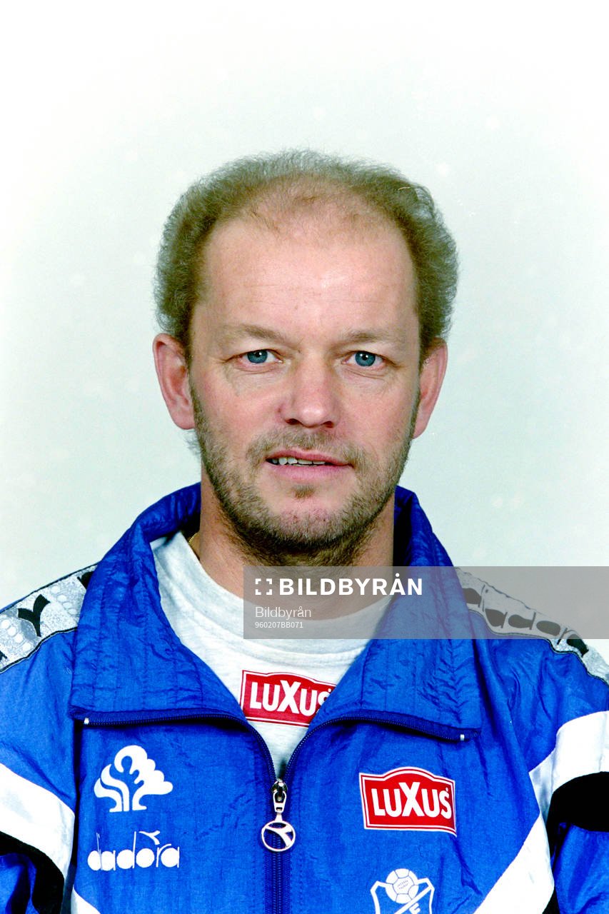 Johan Hult, Assisterande tränare, Öster