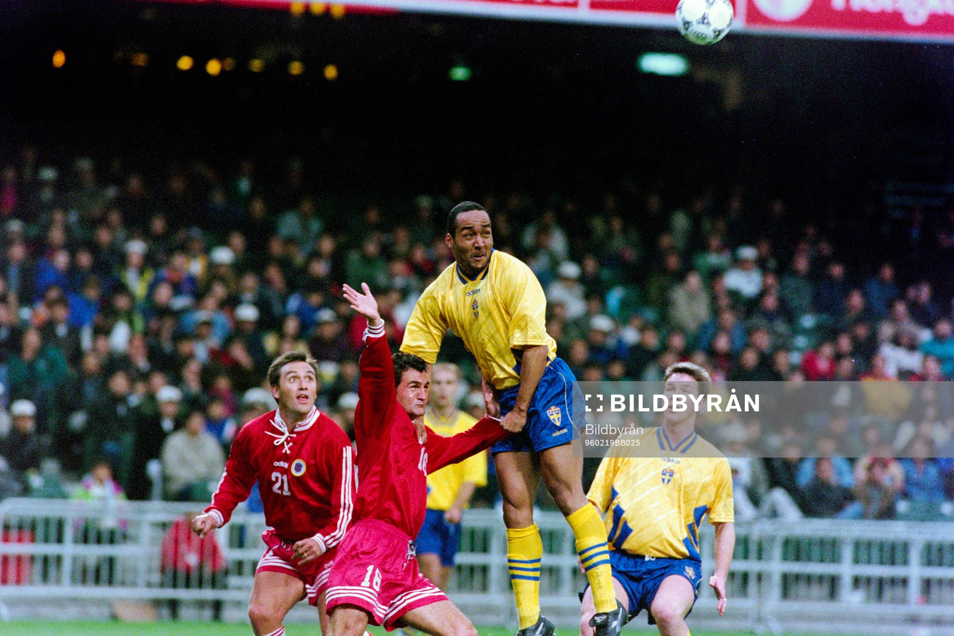 Martin Dahlin, Sverige