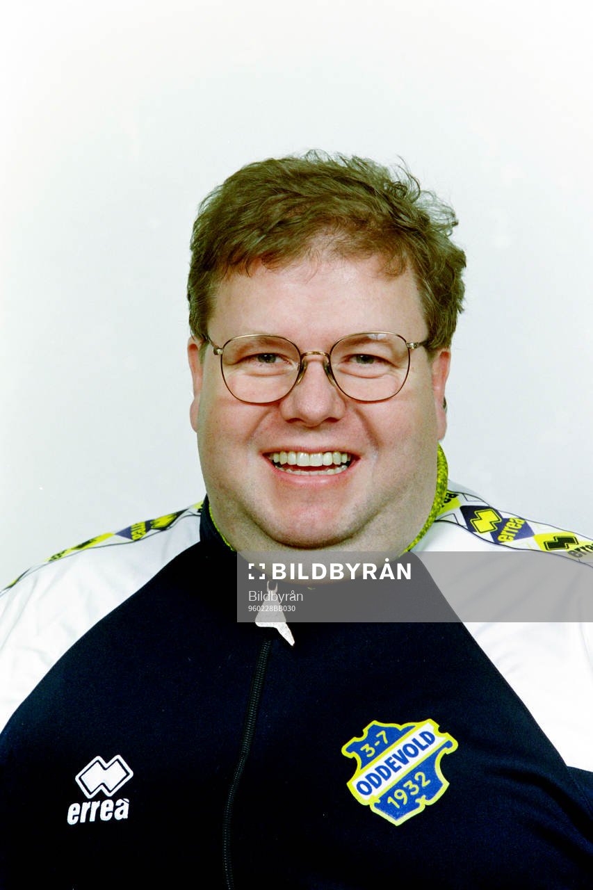 Cerry Holmgren, Massör, Oddevold