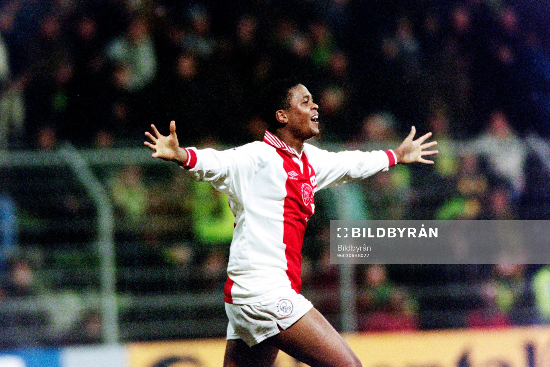 Fotboll, Champions League, Borussia Dortmund - Ajax, 0-2: Patrick Kluivert, Ajax jublar efter mål.