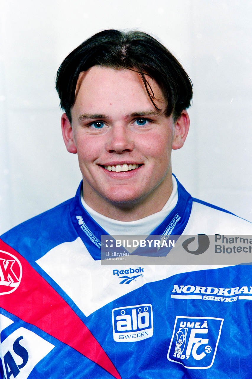 Fotboll, Allsvenskan, Umeå FC, förhands: Peter Olofsson, Umeå. 