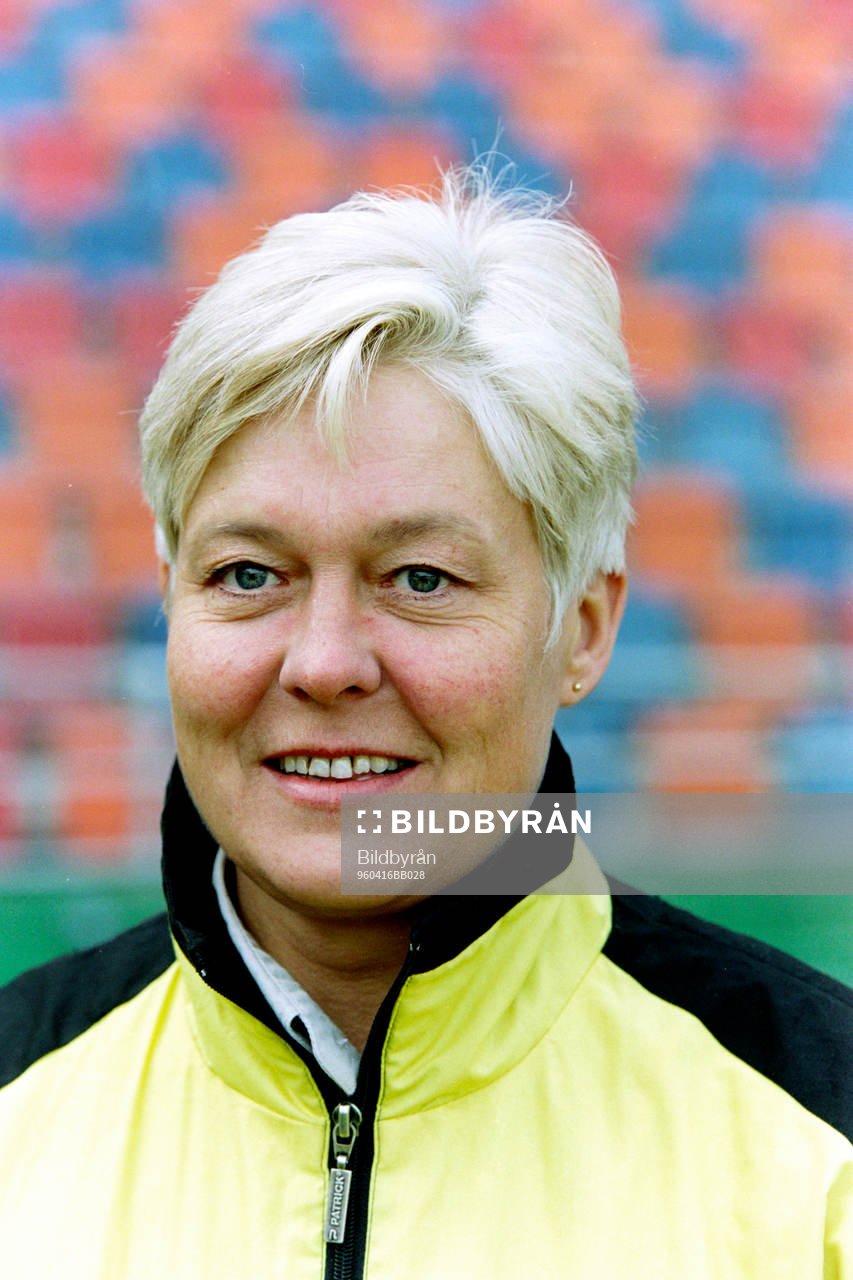 Britt-Inger Kjellman, tränare i Öxabäck