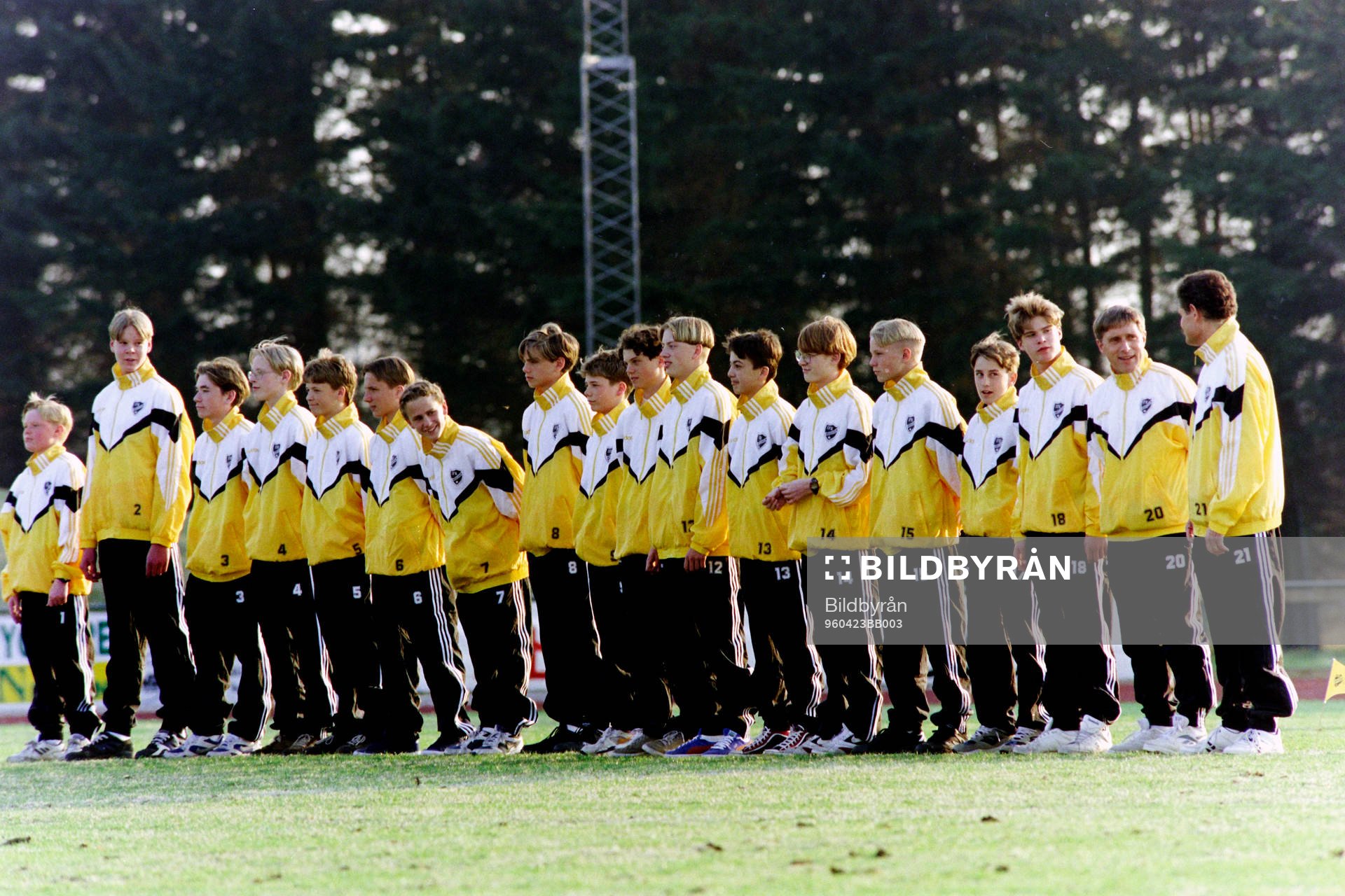 Ungdomar i IFK Hässleholm presenteras