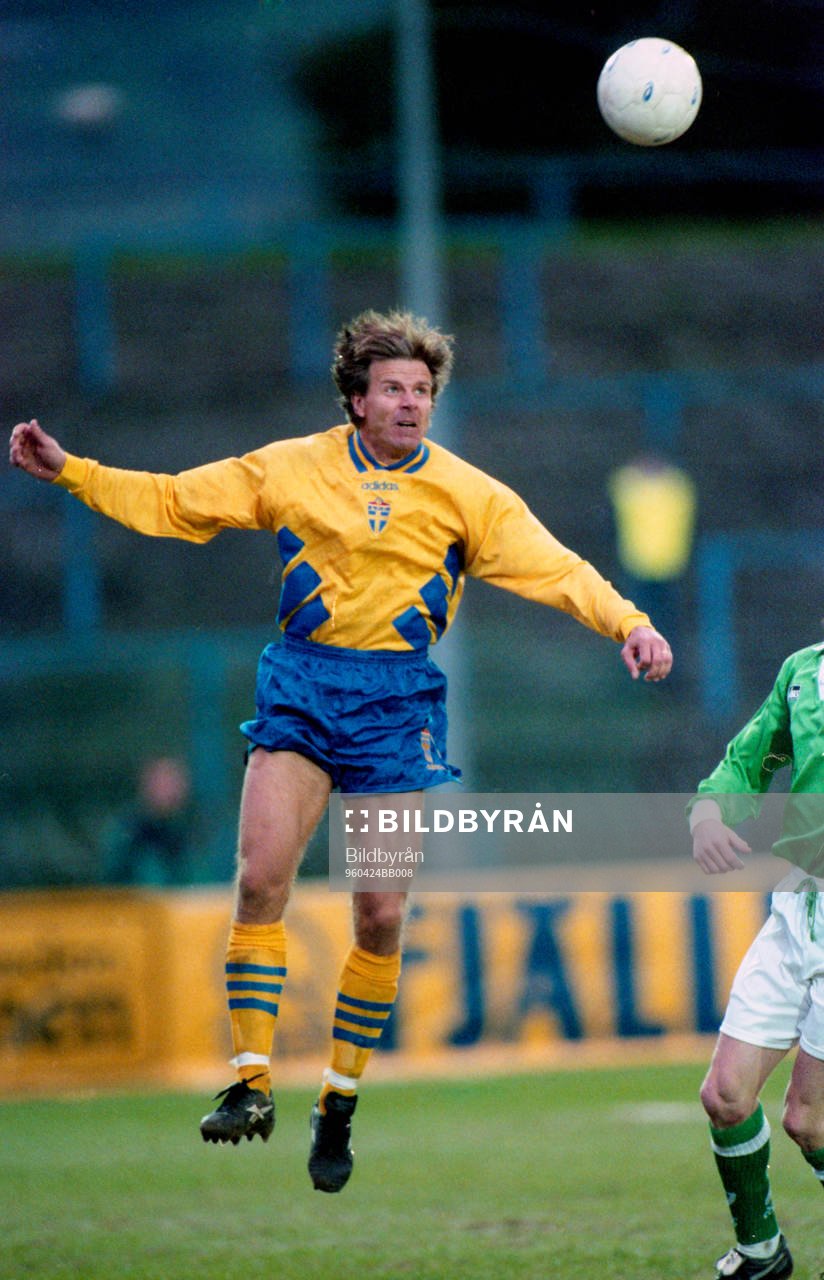 Roland Nilsson nickar undan