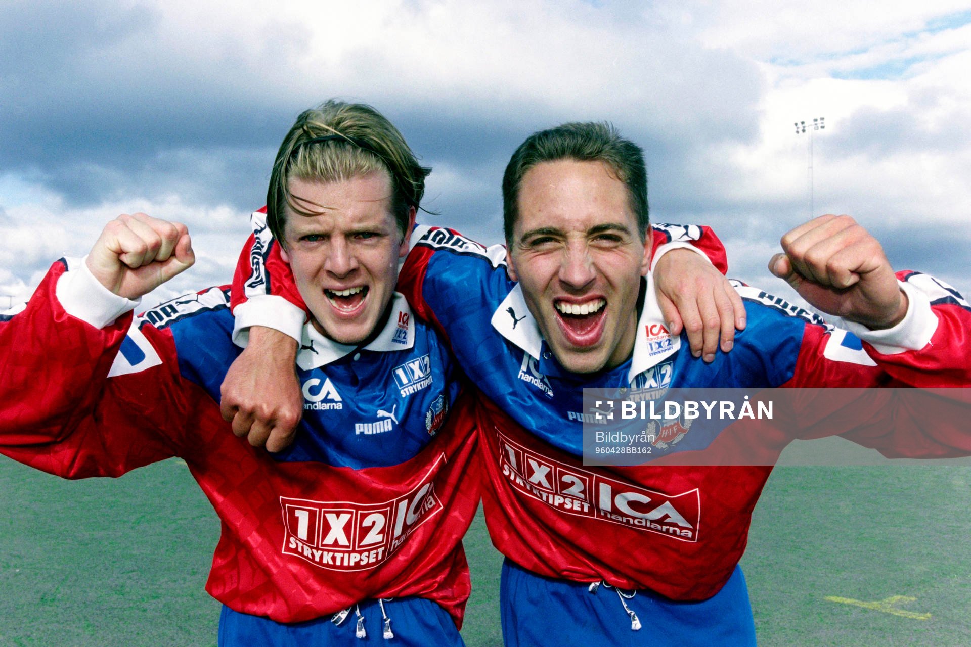 Helsingborgs målskyttar Jesper Ljung och Magnus Powell