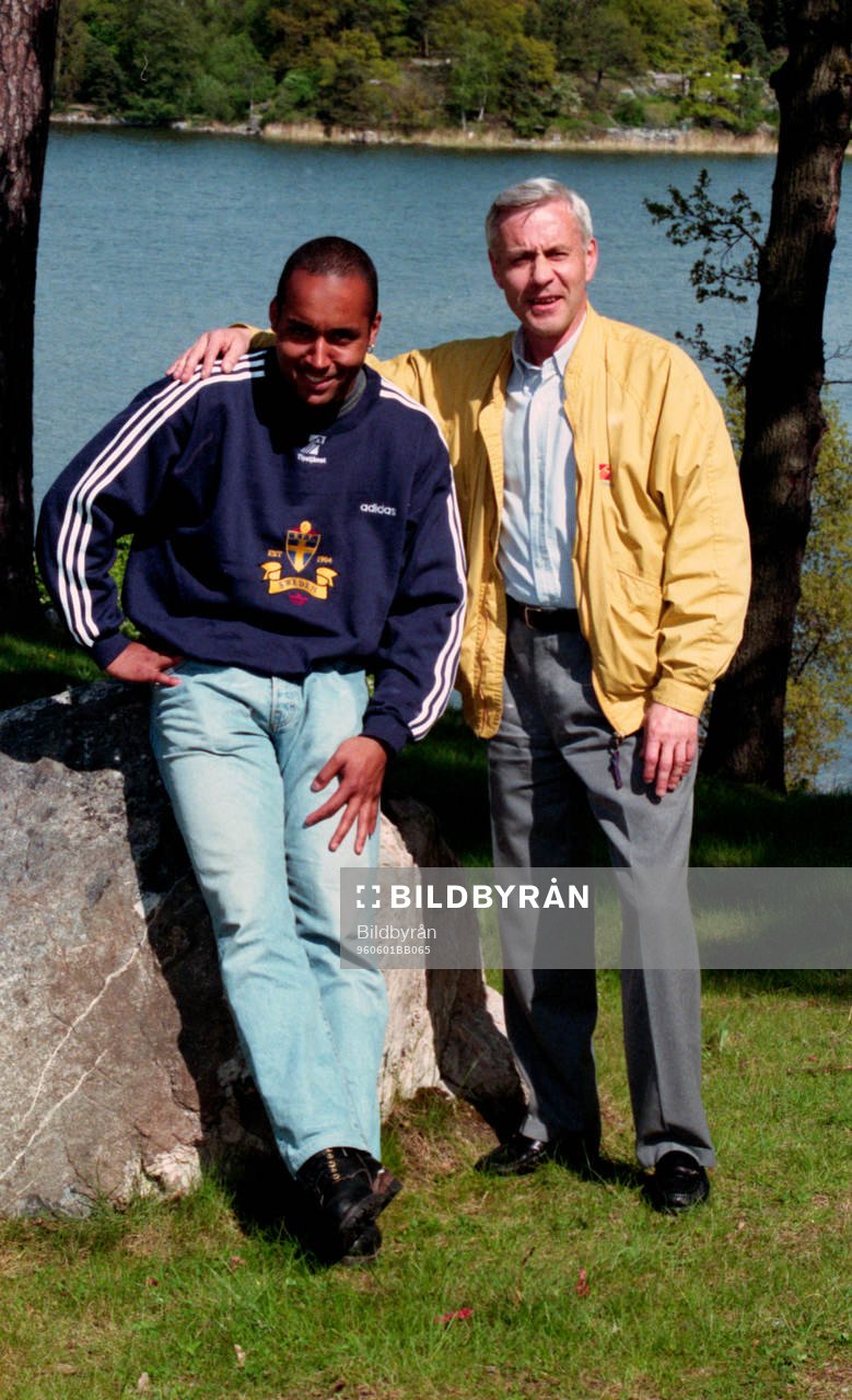  Martin Dahlin och förre skyttekungen Ove Kindvall.