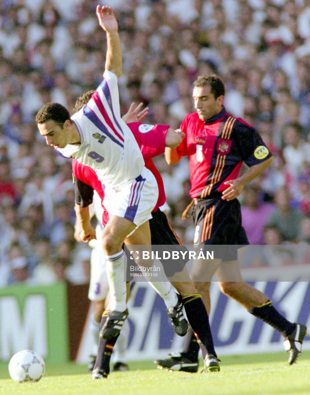 Football, Uefa EURO 1996 (England), Group B, France - Spain