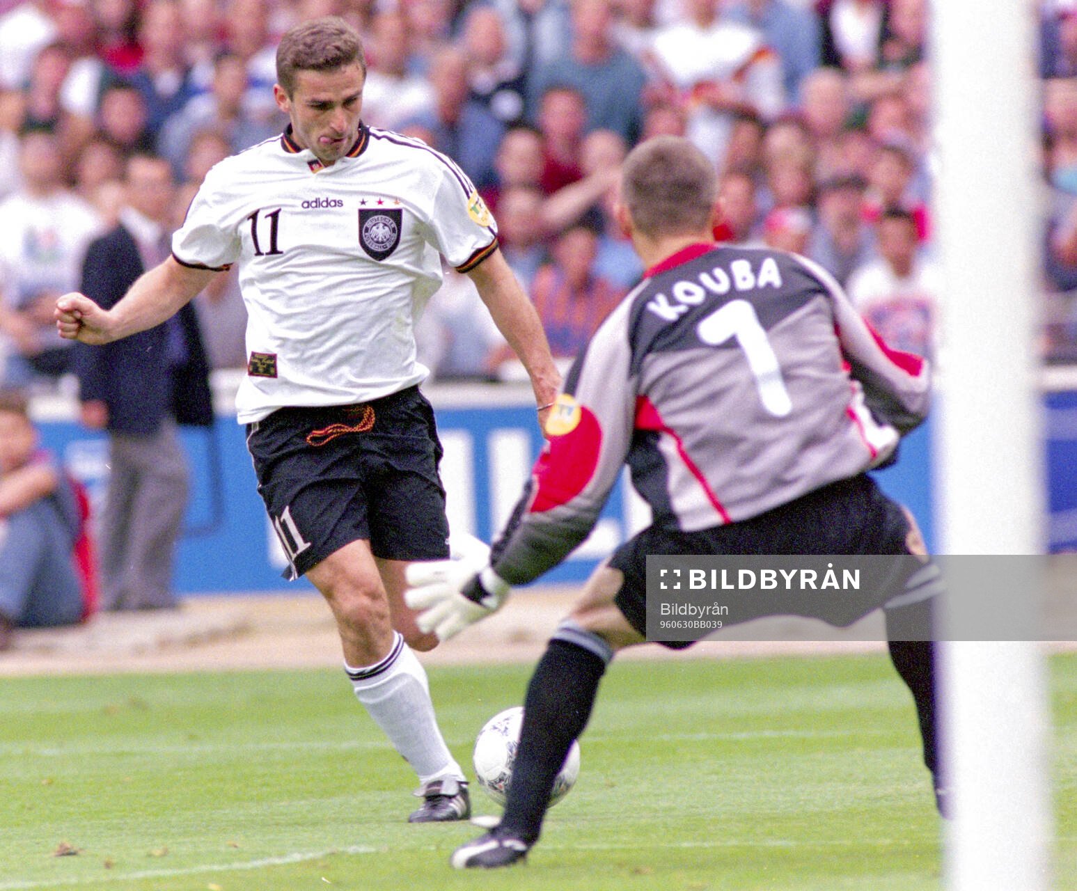 Football, Uefa EURO 1996 (England), Final, Germany - Czech