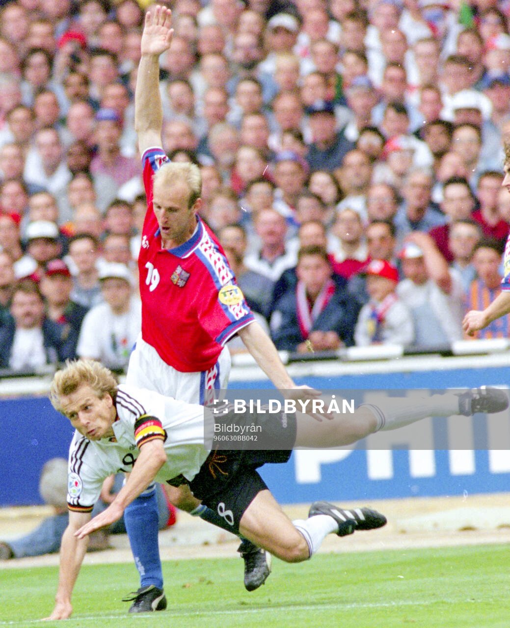 Football, Uefa EURO 1996 (England), Final, Germany - Czech