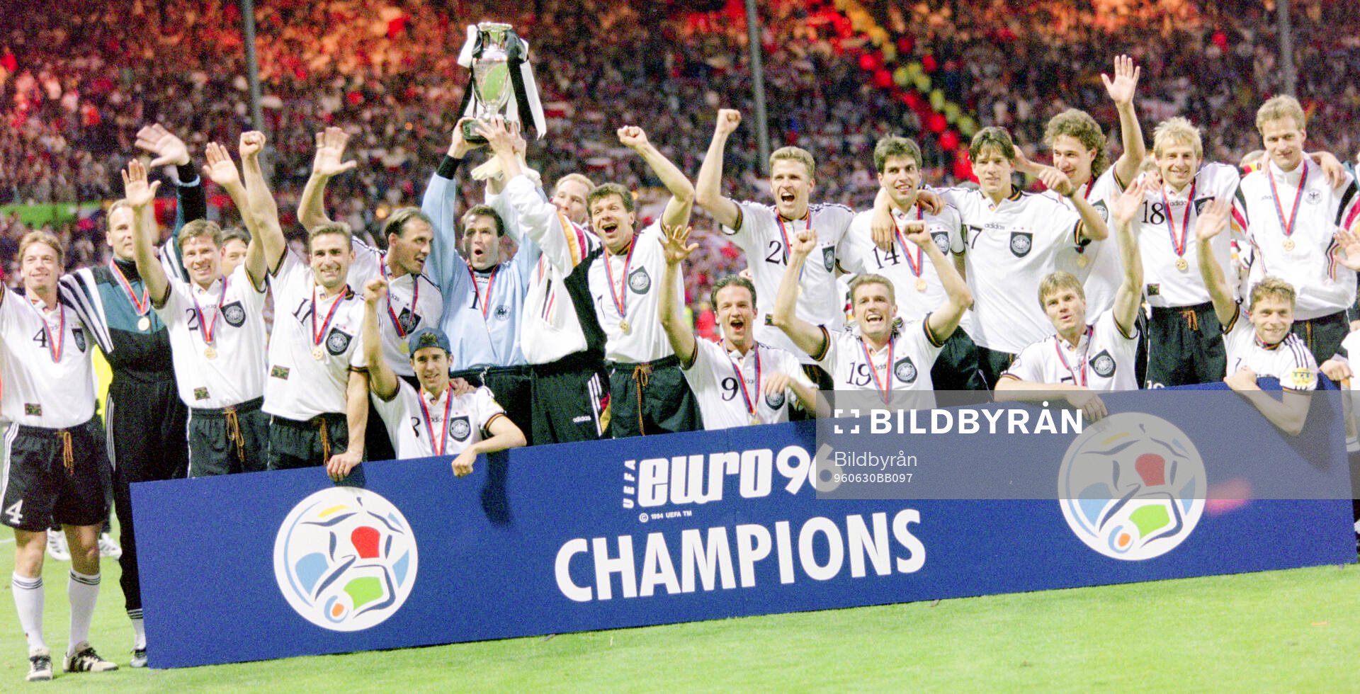 Football, Uefa EURO 1996 (England), Final, Germany - Czech