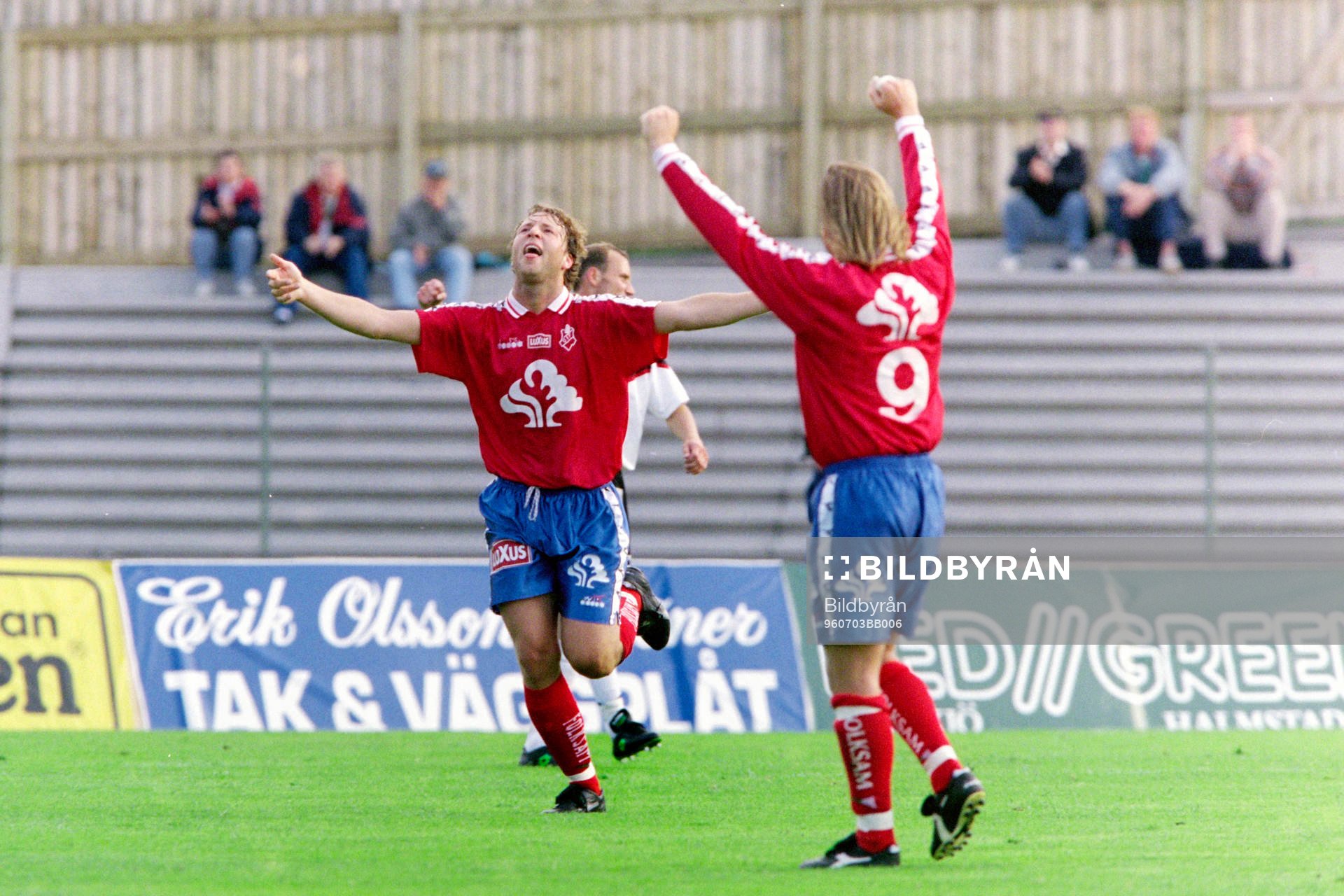 Fotboll, Allsvenskan, Öster - Örebro, 2-1: Andreas Bild, Öster jublar efter sitt mål.