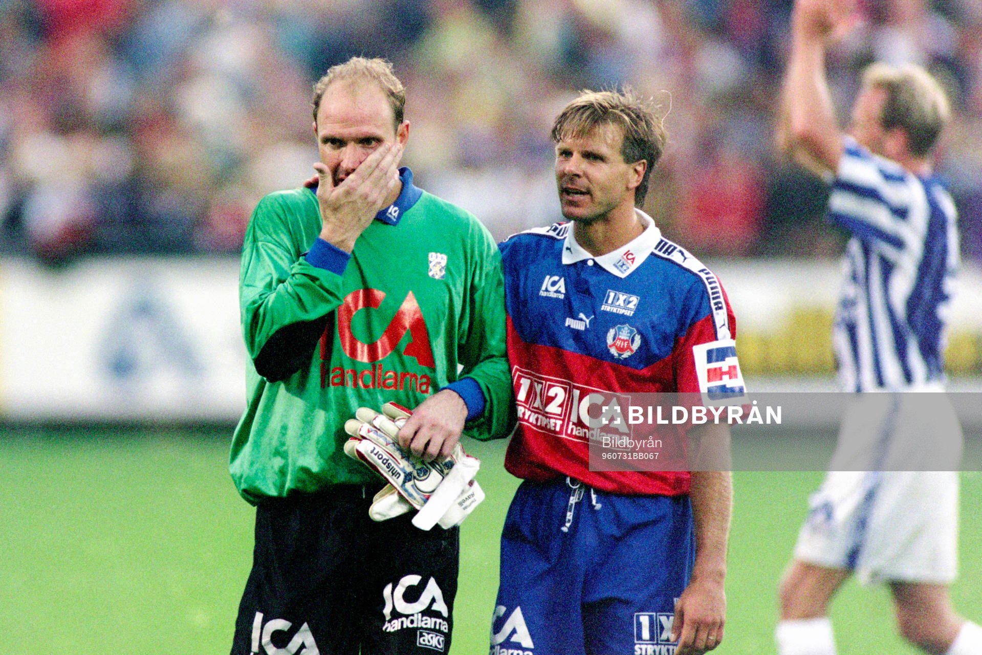 Thomas Ravelli, målvakt i Göteborg och Roland Nilsson,