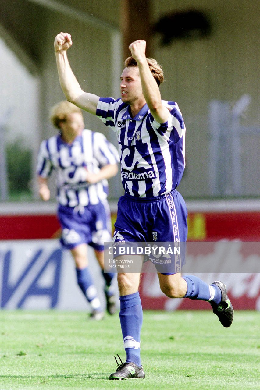 Fotboll, Allsvenskan, IFK Göteborg - Oddevold, 5-1:   Peter Eriksson, Göteborg jublar efter mål.