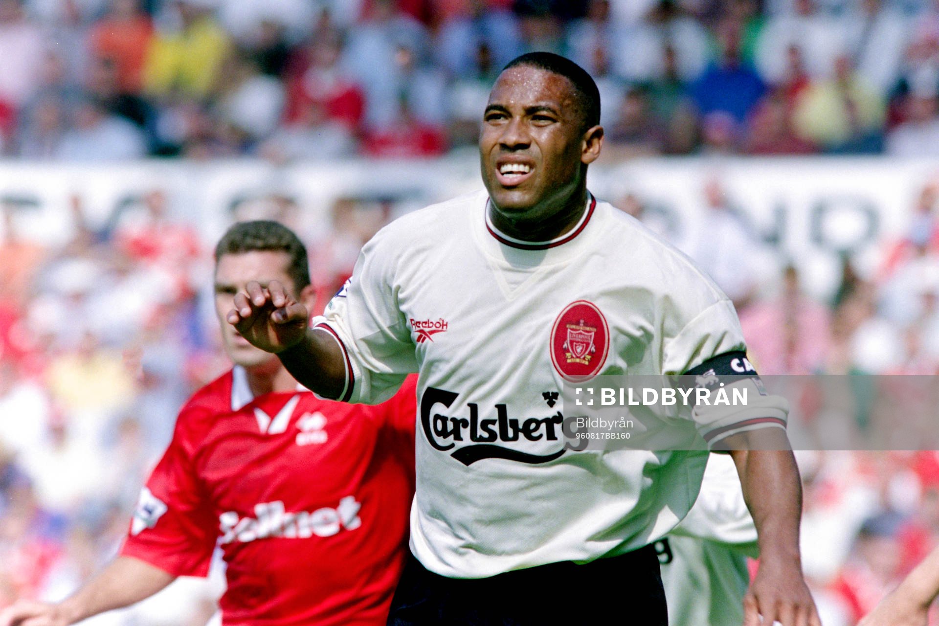 Fotboll, Premiership, Middlesbrough - Liverpool, 3-3: John Barnes, Liverpool.