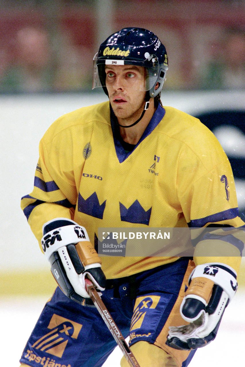 Tommy Albelin, Sverige