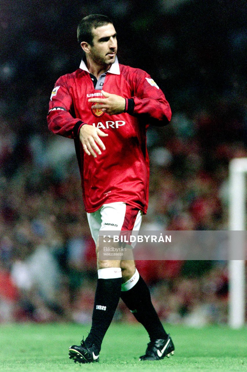 Fotboll, Premiership, Manchester United - Everton, 2-2: Eric Cantona, Manchester United.
