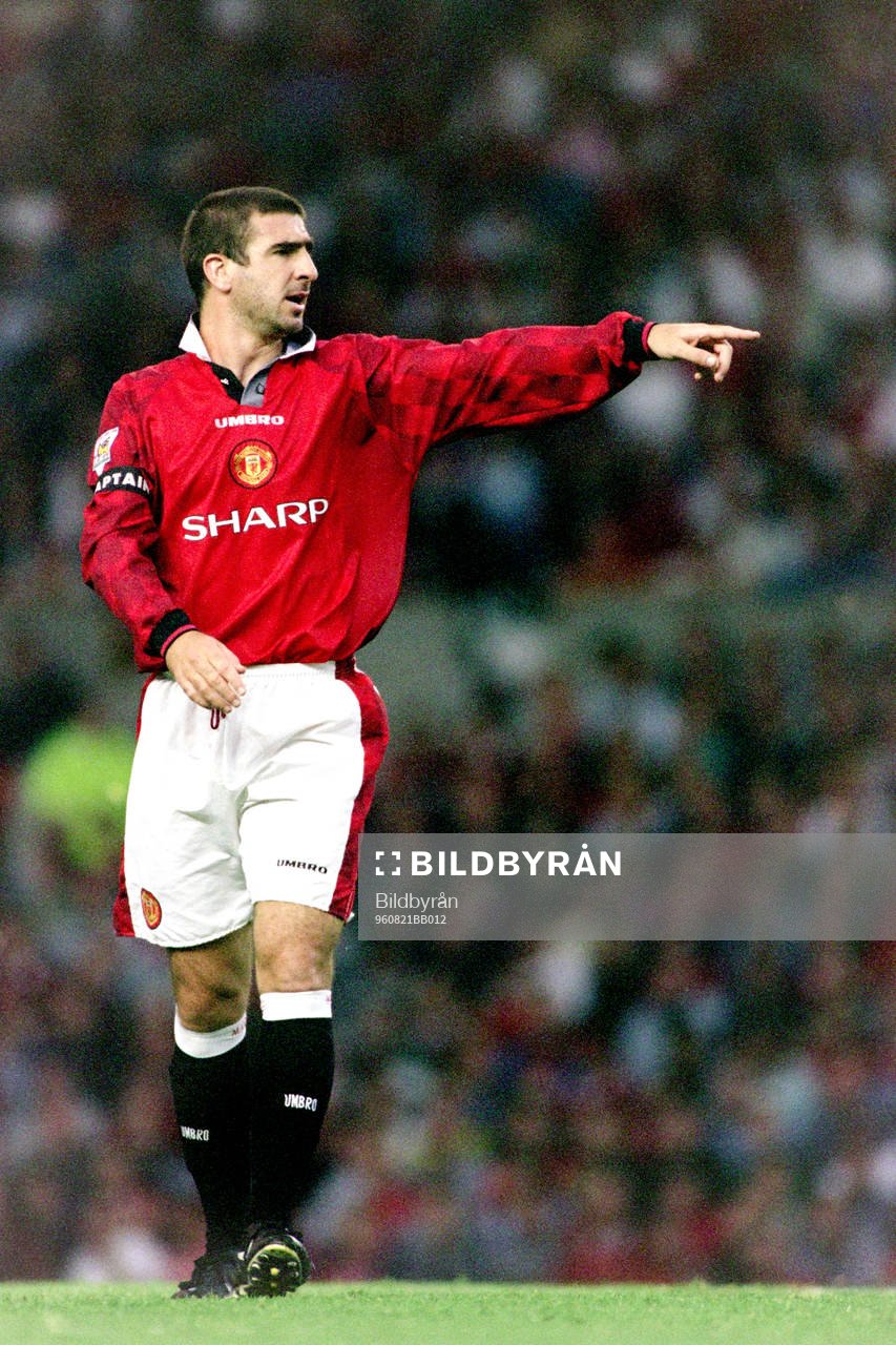 Fotboll, Premiership, Manchester United - Everton, 2-2: Eric Cantona, Manchester United.