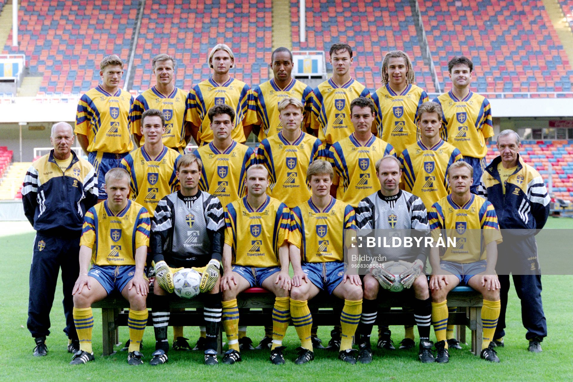 Bakre raden fr. v Jesper Blomqvist, Roland Nilsson, Andreas